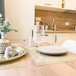 Marco Polo 26a Tirabora Short Rent Daire Trieste